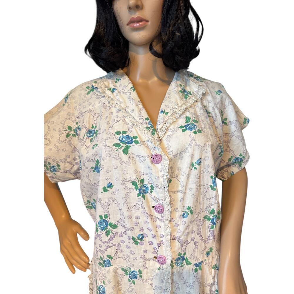 1950s Handmade Floral Day Dress Blue Rose Eyelet Trim Medium - Picture 3 of 16
